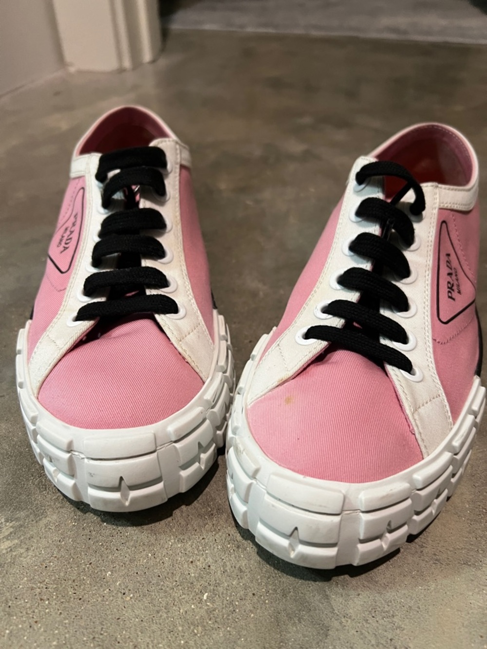 Authentic Prada sneakers - Picture 9 of 9